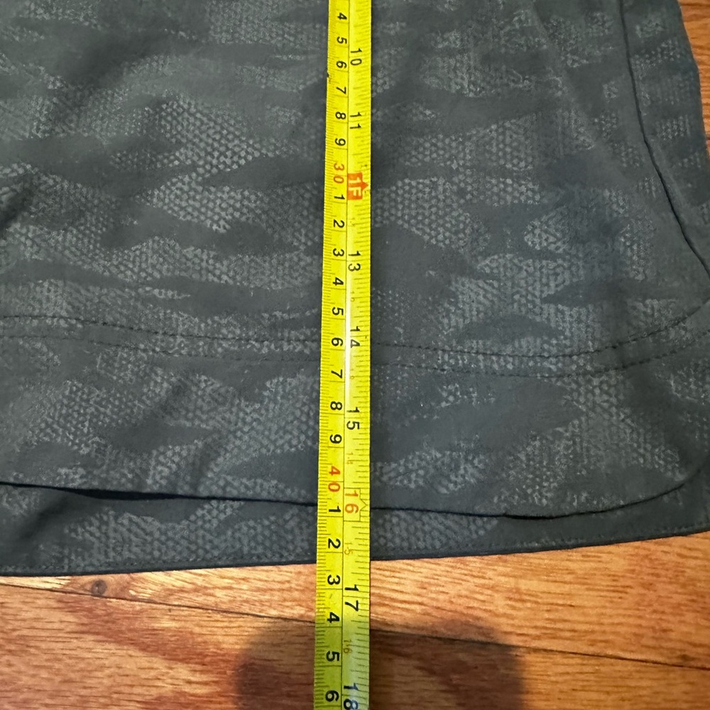 Orvis Women's Travel Skort Skirt Stretch Inner Shorts Green Size S Camo - Picture 7 of 7